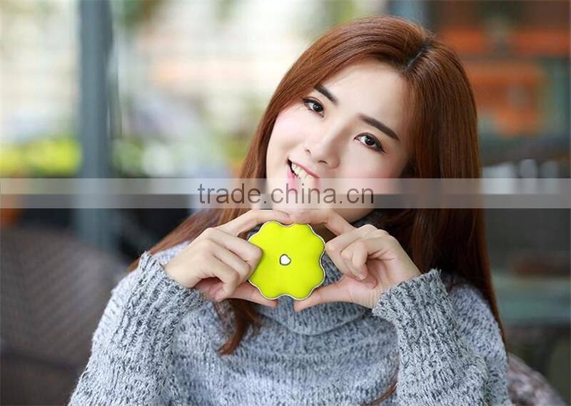 New USB Hand Po Clover Mini Challenge Po mobile power Security polymer rechargeable treasure