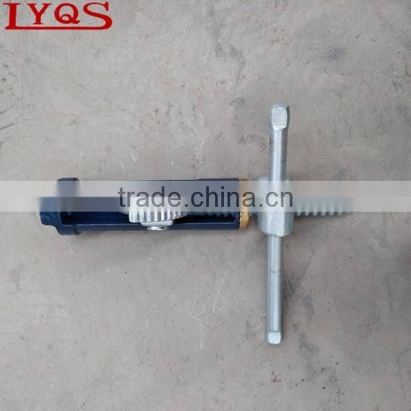 Factory prices formwork rapid spring clamp for slab concrete