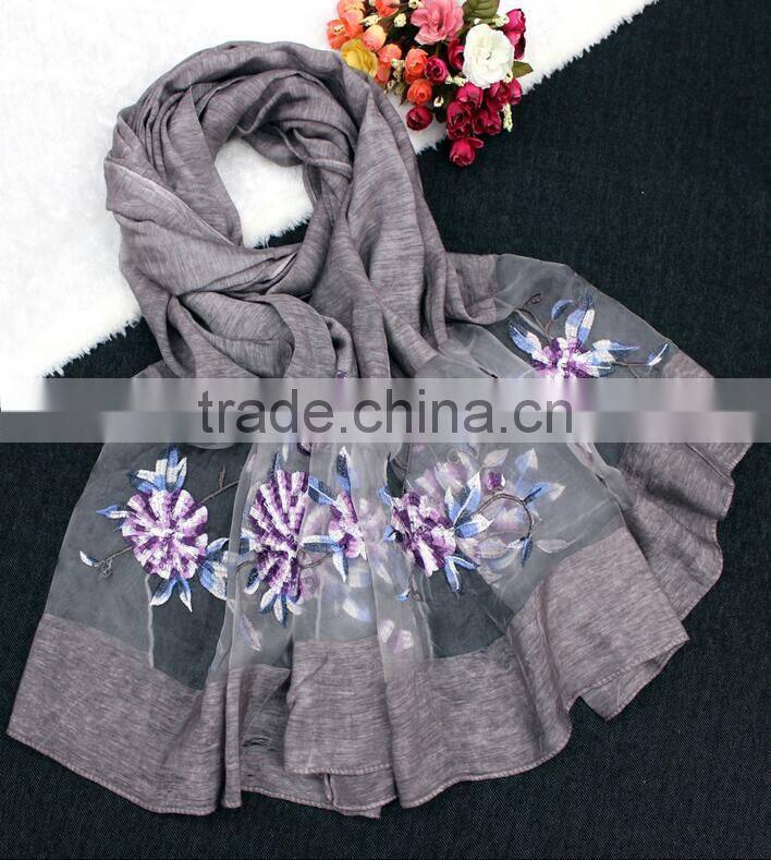2017 High Quality women Flower embroidered silk scarf