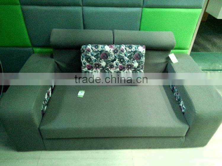 Stitch bonded nonwoven fabric for sofa interlinging