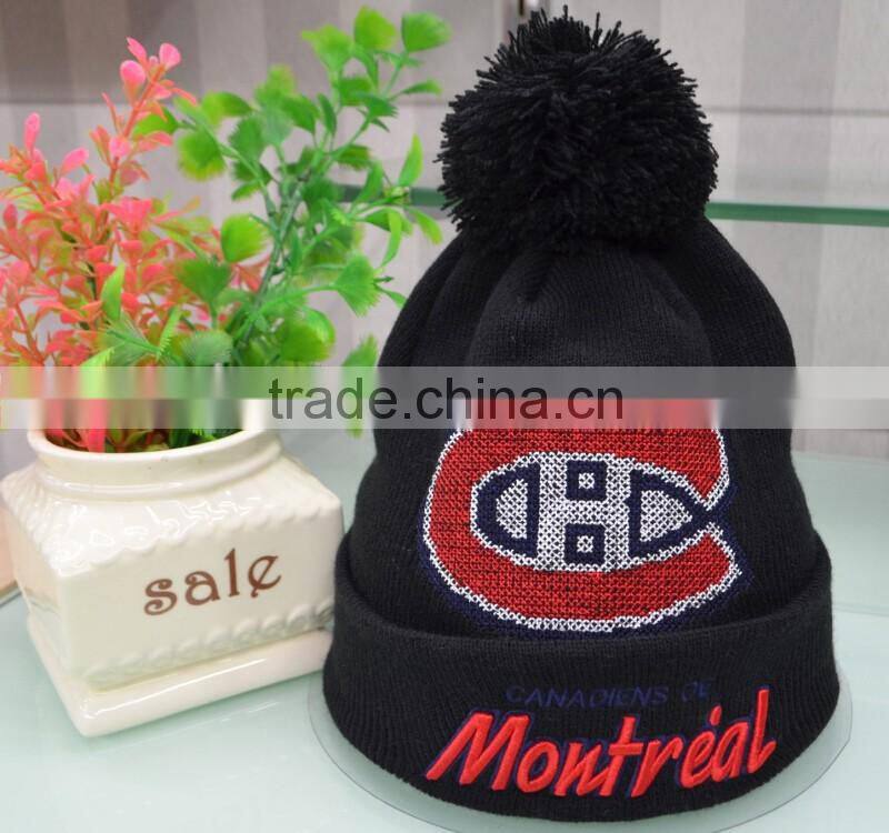 OEM wholesale custom beanie 3D embroidery logo pom pom beanie hat/knitted beanie cross-stitch