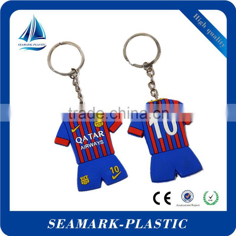 2016 promotional cheap custom made sports keychain 3d for teams