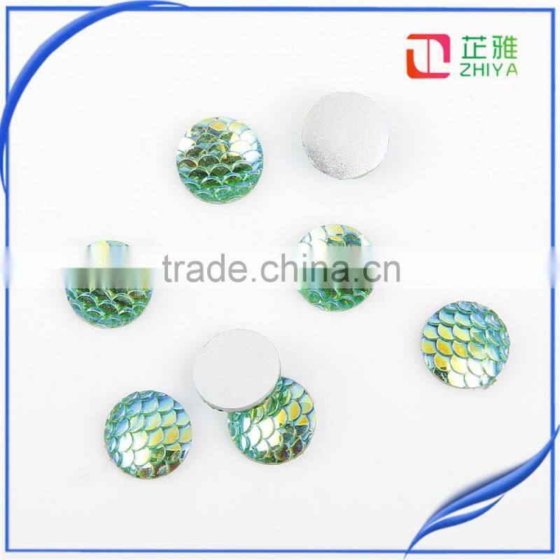 2016 Wholesale Round AB Color Fish Scale Carved Resin Dome Seals Cabochon
