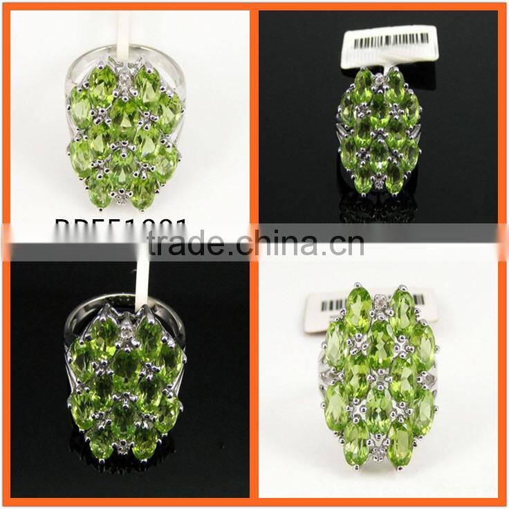 Luxury Ring sterling silver with peridot (natural), twelve-4x6mm faceted oval