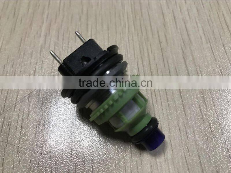 Fuel injector 7700866313 1001-542S A2C59512834 For Renault Clio MEGANE