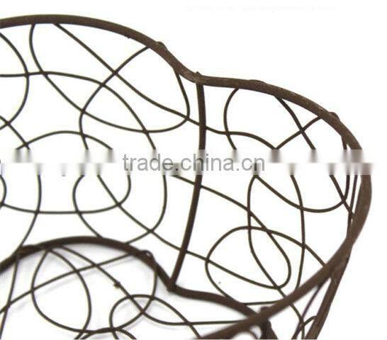 Bronze metal heart gift storage box