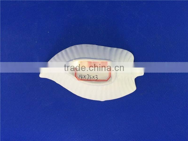 porcelain mini oven dish banana leaf shape