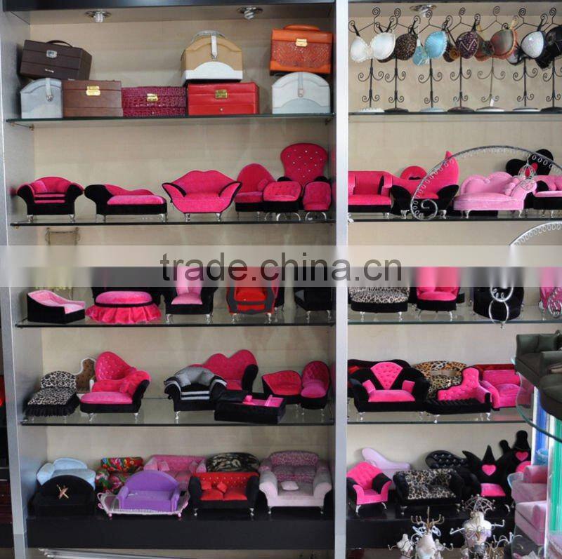 sheep metal and resin jewelry display stand ring holder in fashion