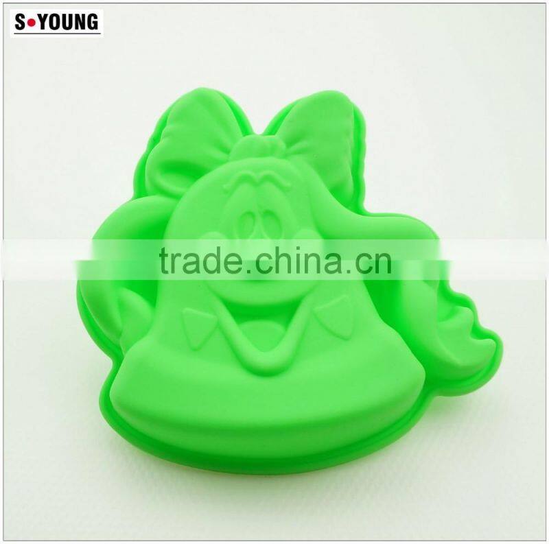 11170 Funny Baby Bee Shaped Silicone Cake Mold