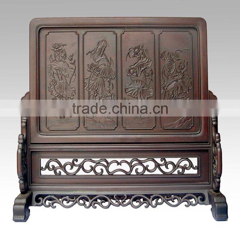 wooden screen,"The scenery of landspace"