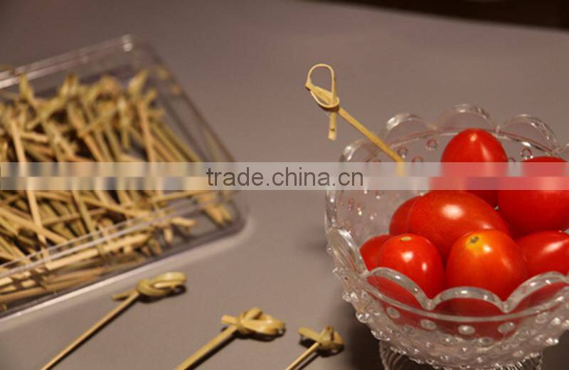 Natural flat bamboo fruit skewer for food,salad ,meat with smooth color surface