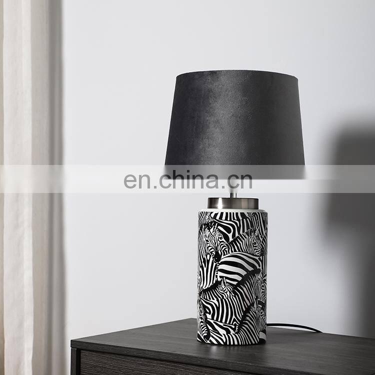 Creative Nordic design zebra pattern cylinder shape ceramic material hotel table lamp for home decor