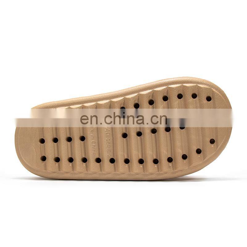 Factory direct sale Christmas high-quality home slippers all-match trend indoor custom ladies and men's slippers