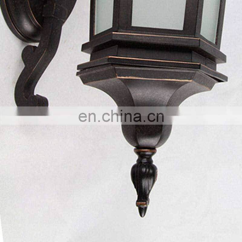 New arrival modern classic fancy garden metal fence wall light outdoor residential lighting lantern