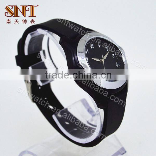 New arrival plastic watch cheap price for lady