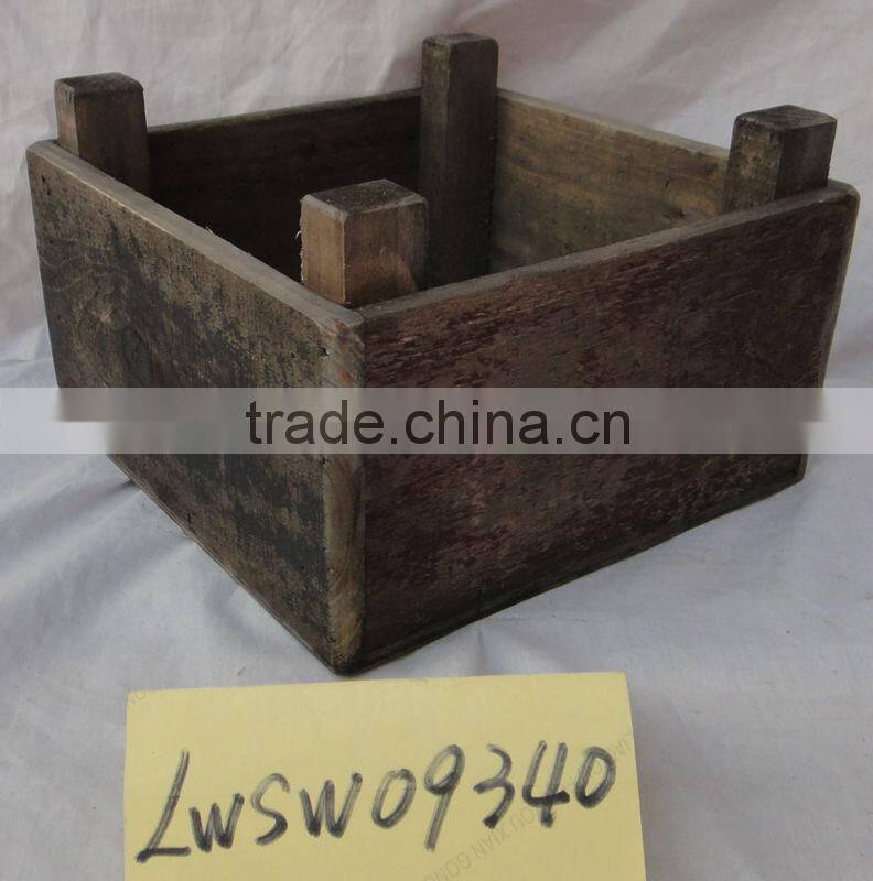 Distressed PE coated wooden small onion planter box