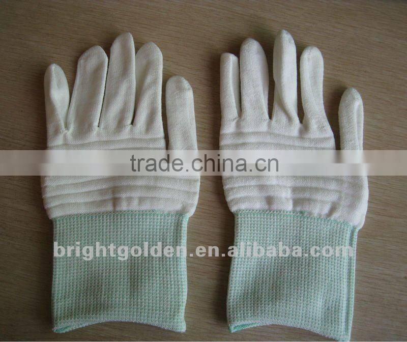 Glow in the dark gloves