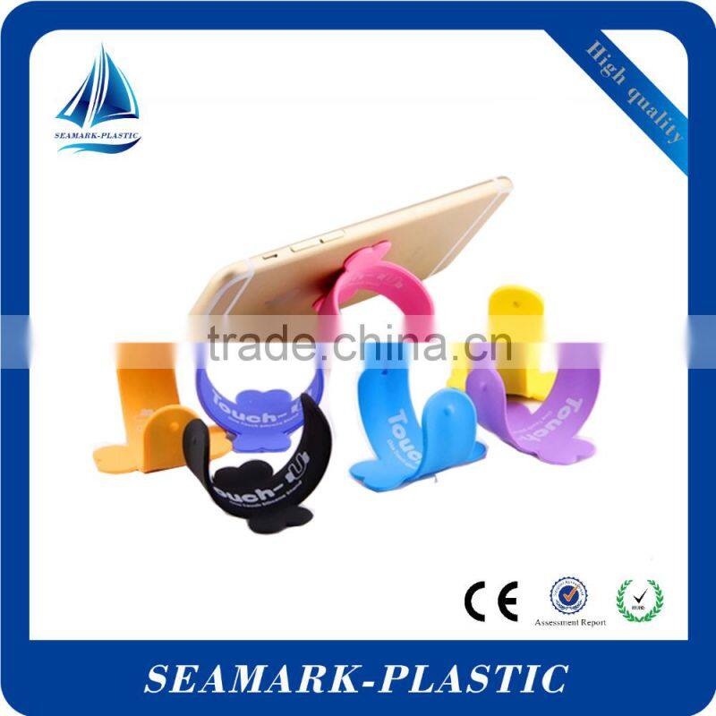 2016 cheap promotional silicone touch u mobile phone back stander giveaways