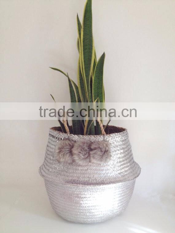 High quality Best selling gold seagrass belly basket with pompoms