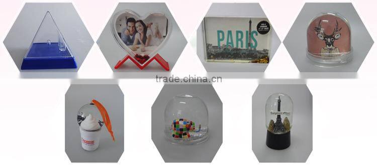 Custom Made Resin Souvenir Snow Globes Unique Snow Globes