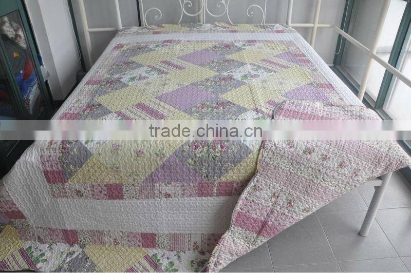 100% polyester patchwork quilt set