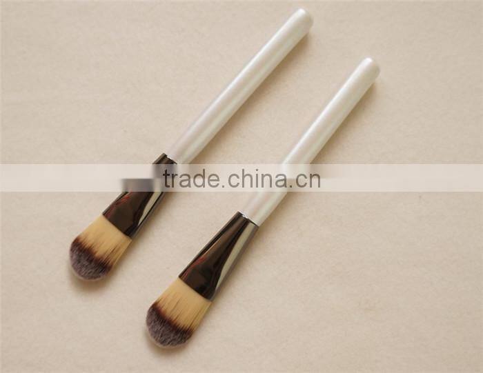Makeup Tools Face Brush Private Label Makeup Foundation Brush with Wood Handle
