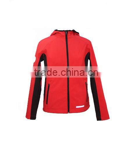 Dalian Manufacture Top Quality New Design Fashionable Wind proof Softshell Clothes