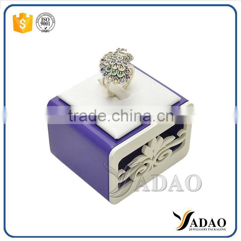 Online wholesale leather ring displays wholesale with high quality