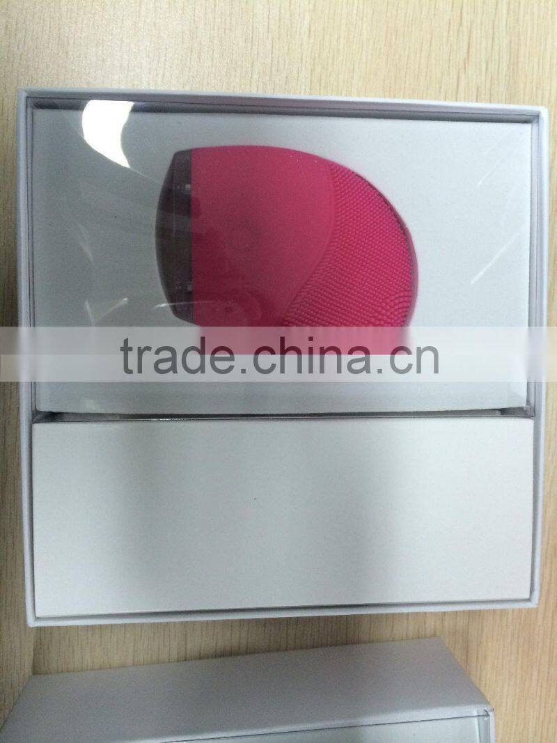 BPSK1068-waterproof silicone facial clean brush, mini deep cleansing facial machine