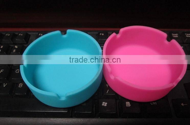 Colored silcone ashtray