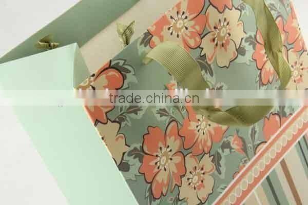 Printed Foldable Gift Bag With Stripe Patterns/ Shopping Paper Bag