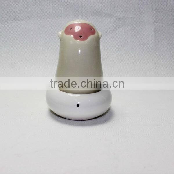 Porcelain salt and pepper shaker