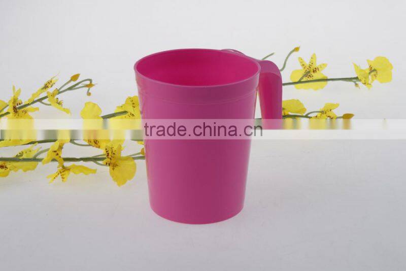 Novelty Colorful Cheap Plastic Hard Drinking Cup With Handle