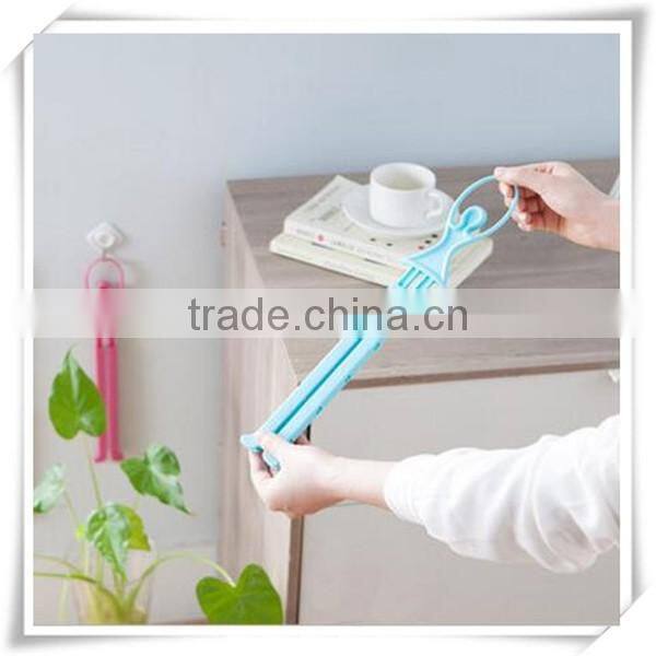 Green Retractable Morden home furniture plastic shoe racks, Unbreakable length boot shoe brackets plastic racks manufacturer