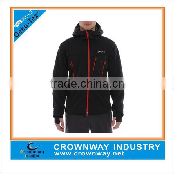 High quality black color waterproof men softshell jacket
