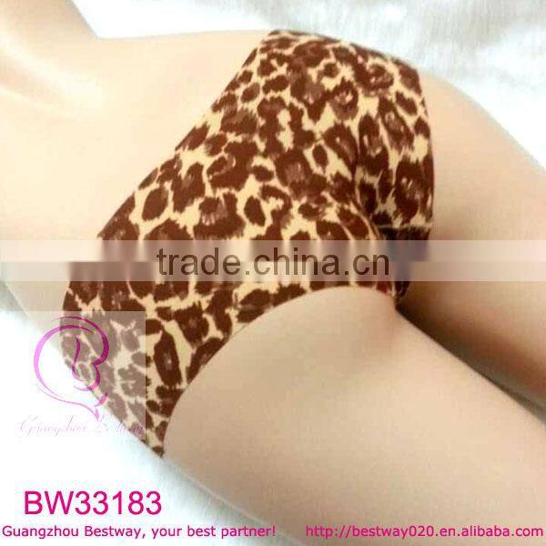 Women seamless underwear