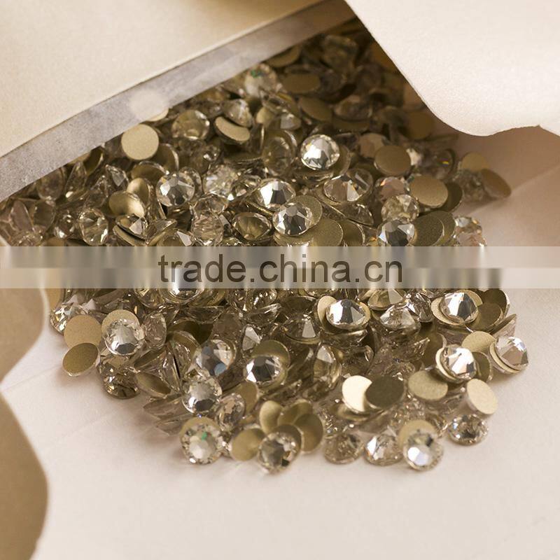 Beautiful 8 big 8 small flat back rhinestone embellishments ss20 non-hotfix crystal