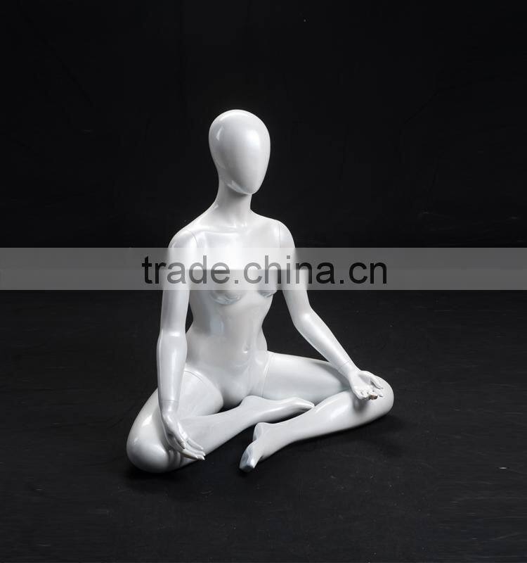 female sport yoga mannequin