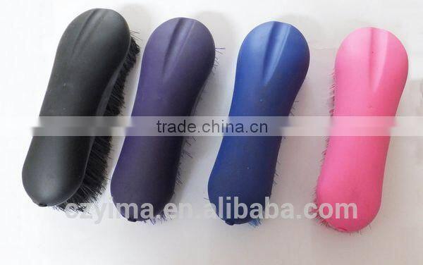 8 shaped soft touch horse dandy brush for cleaning/horse grooming brush