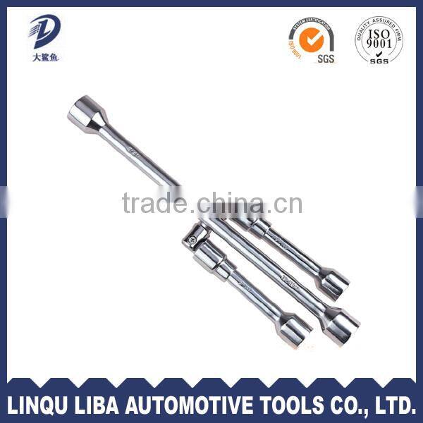 China Factory Manufacturer Carbon Steel Folding Cross Rim Wrench For Cars