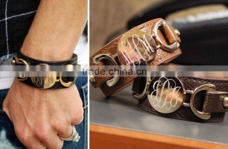 Engraved Leather Bracelet with Nameplate