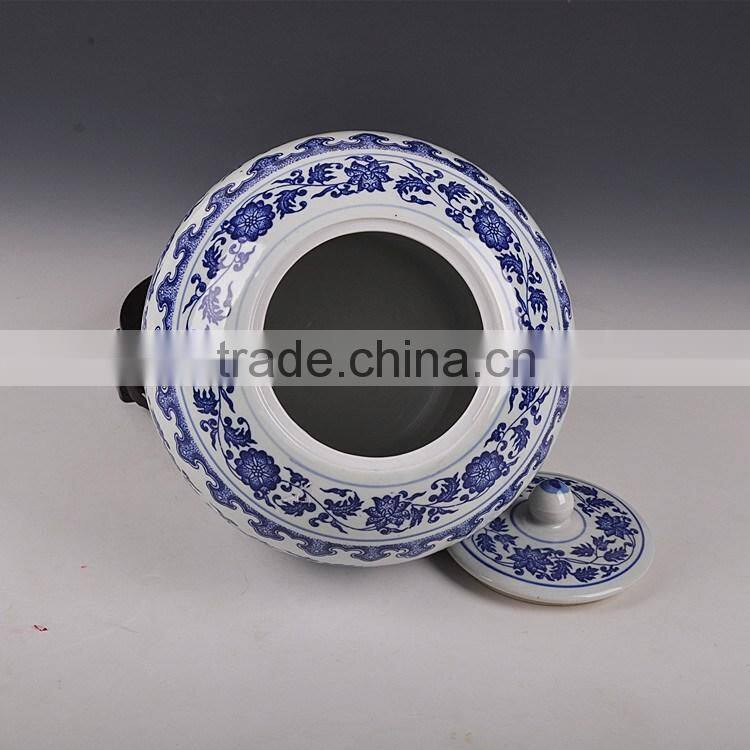 Factory blue and white porcelain antique jars with lid from Jingdezhen