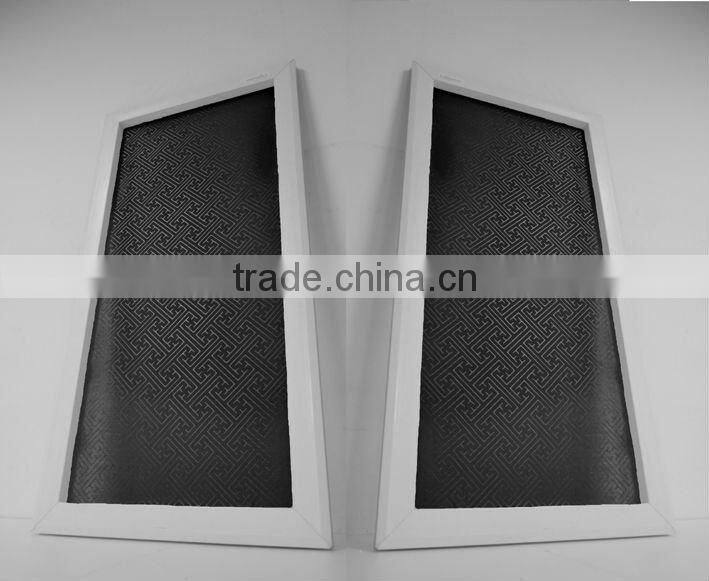 Window Screen_Traditional EMBO