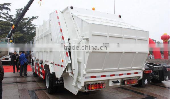 SINOTRUK 4X2 Compact Garbage Truck