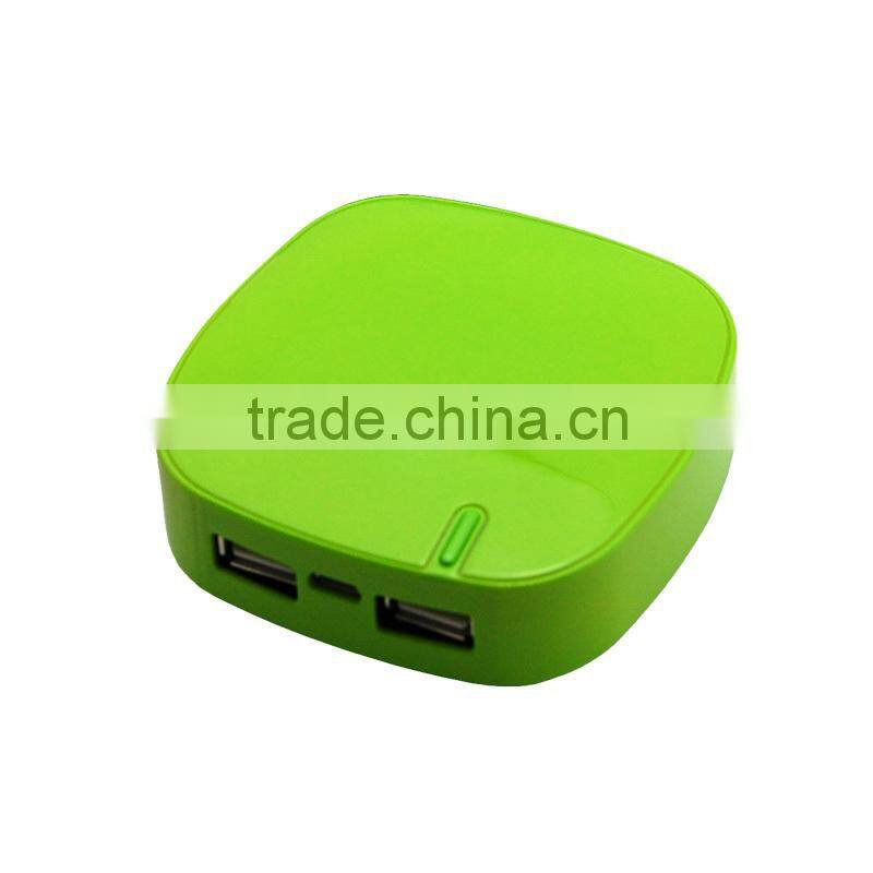 Slim mobile phone power bank 4400mah