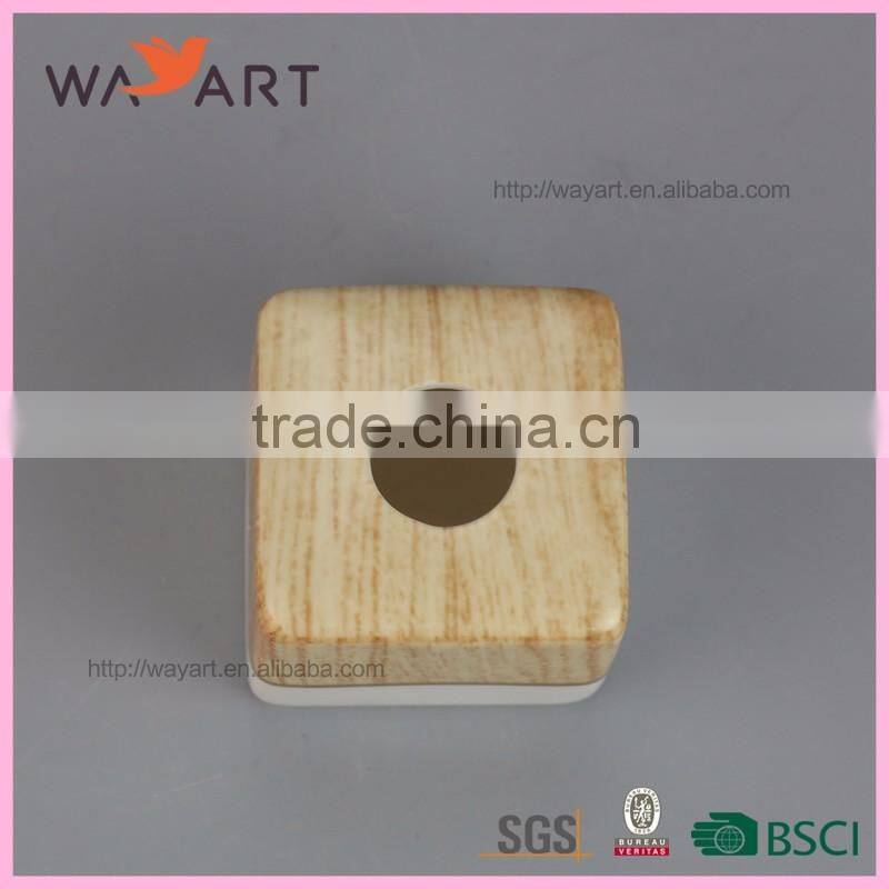 Wooden Design White Ceramic Fragrance Diffuser Wooden Sticks
