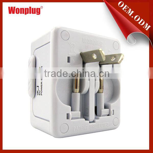 Smart appearance mini universal 1 usb travel adapter with LED light