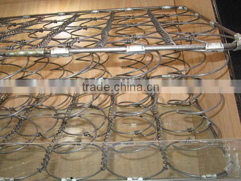 22mm Crown Mattress Clips M65 CL-23