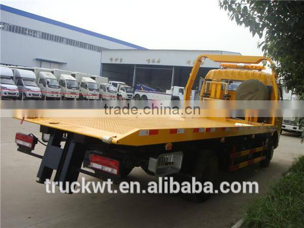 4x2 dongfeng small flatbed tow truck manufacturers