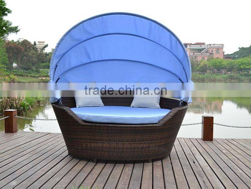 Outdoor Rattan Daybed